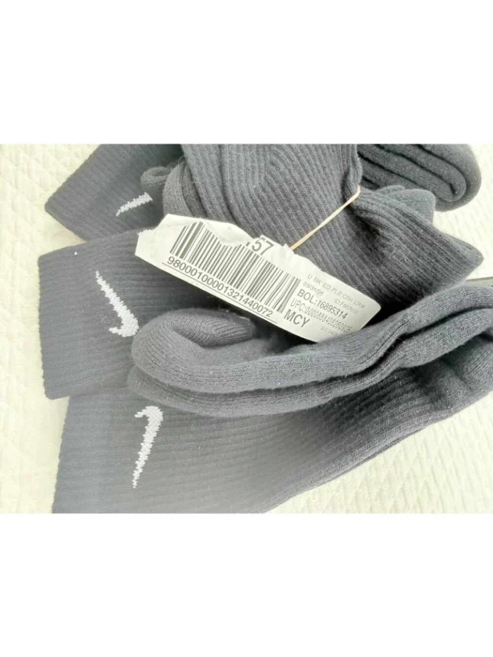 Nike everyday plus